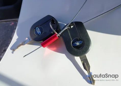 2013 Ford F-150 Xl из США, поврежденный, VIN 1FTMF1CM2DKG19777